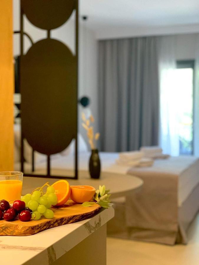 Anesis Deluxe Apartments Parga Eksteriør bilde
