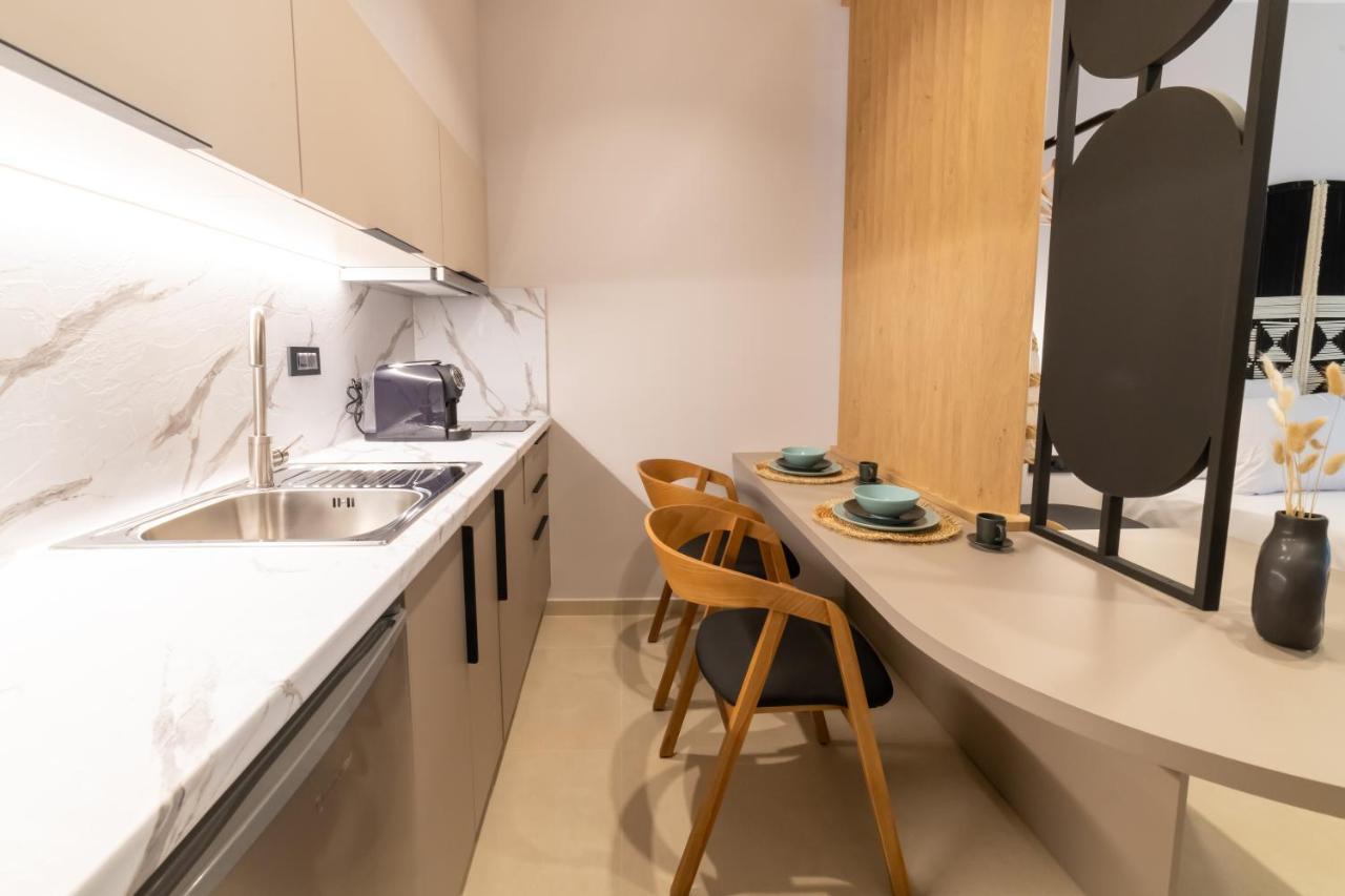 Anesis Deluxe Apartments Parga Eksteriør bilde