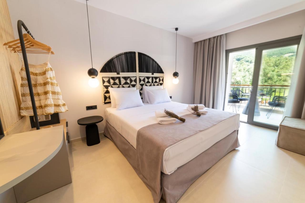 Anesis Deluxe Apartments Parga Eksteriør bilde