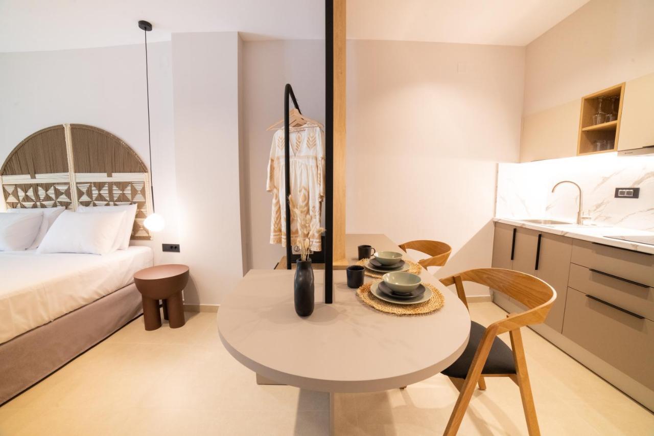 Anesis Deluxe Apartments Parga Eksteriør bilde