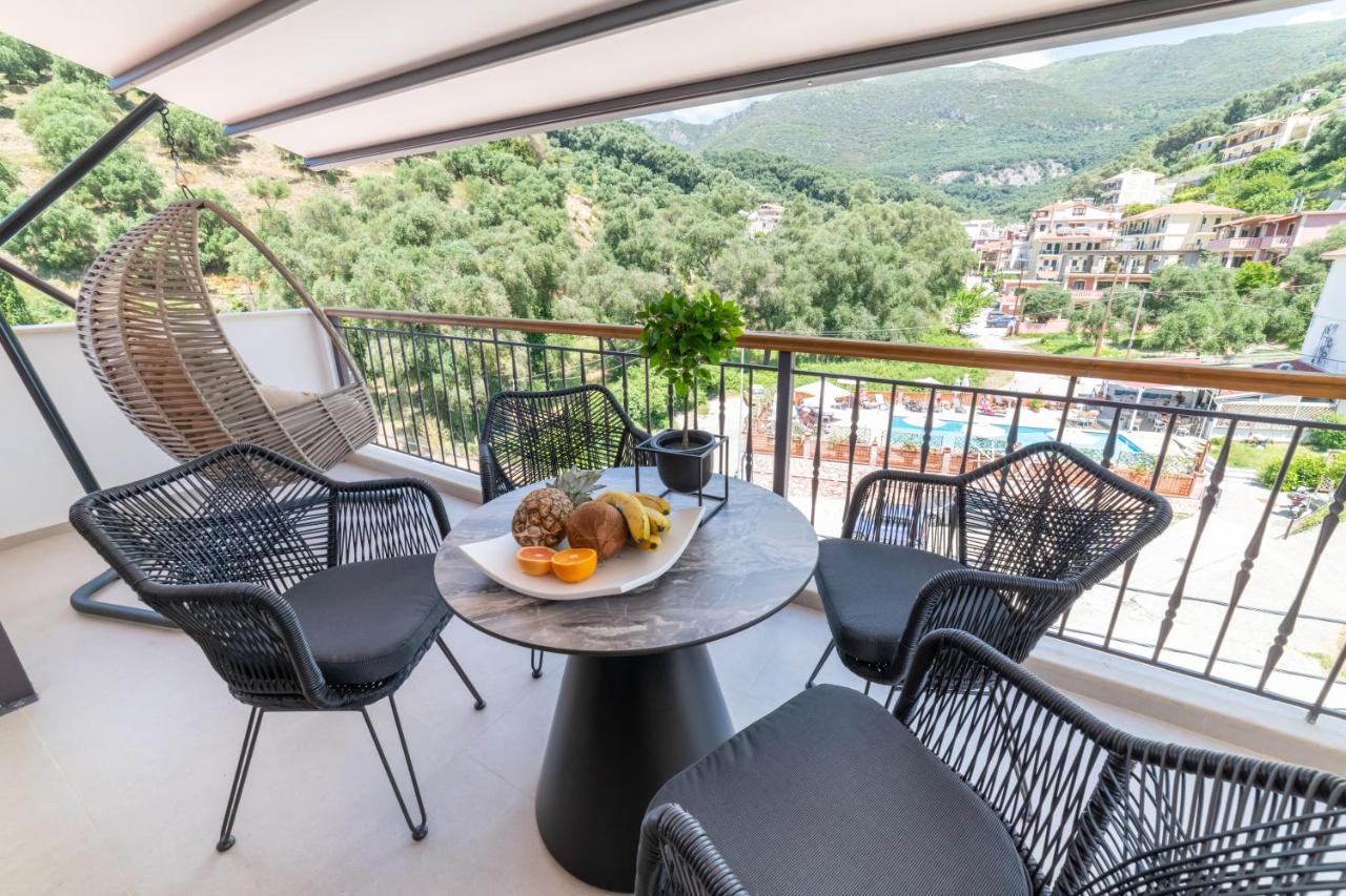 Anesis Deluxe Apartments Parga Eksteriør bilde