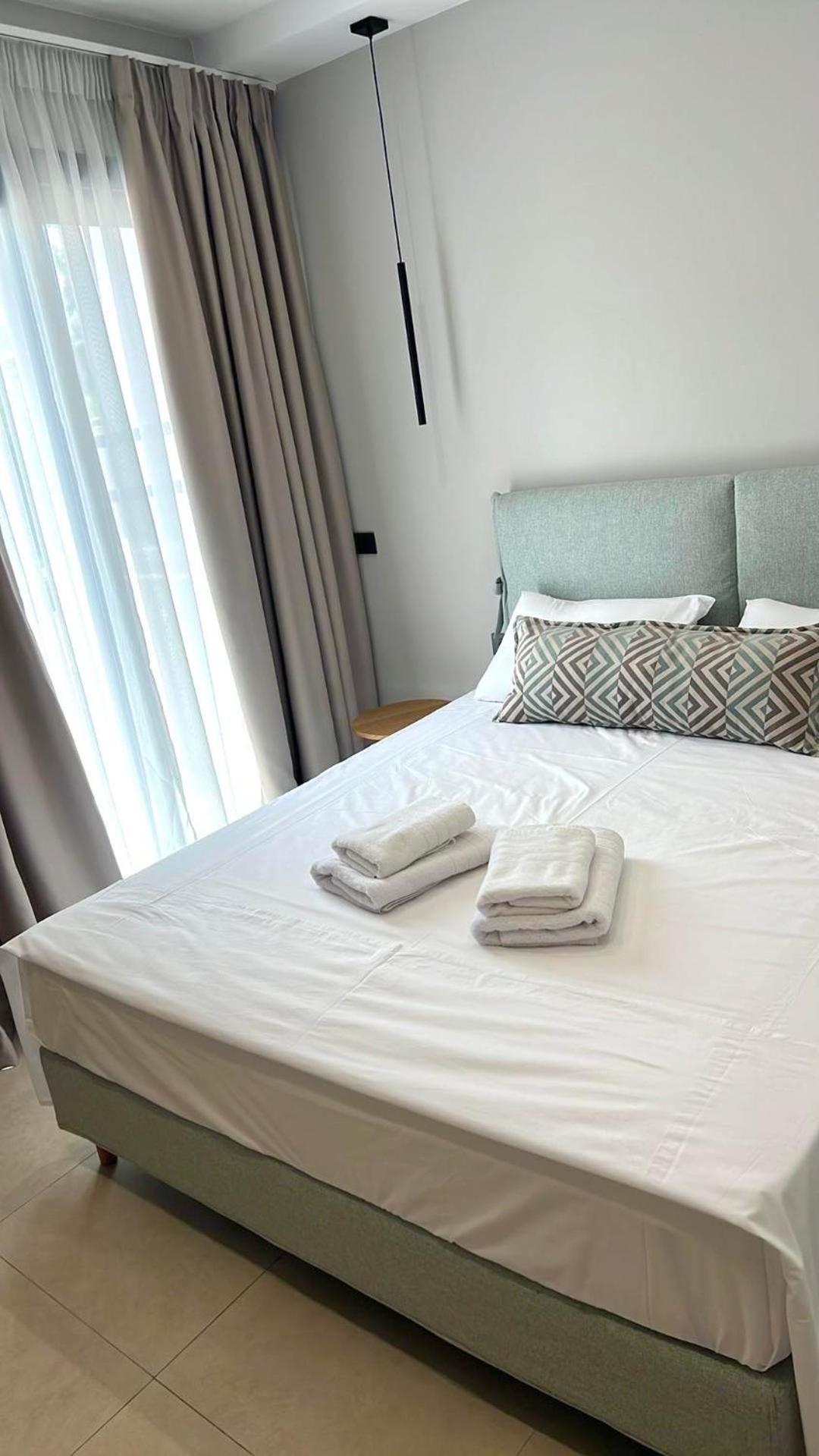 Anesis Deluxe Apartments Parga Eksteriør bilde